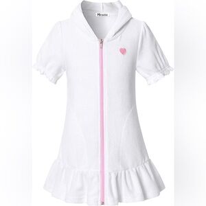 EUC. Girls 10-11. White terry Zip-Up Ruffled Beach & Pool Cover-Up w/ Pink Heart